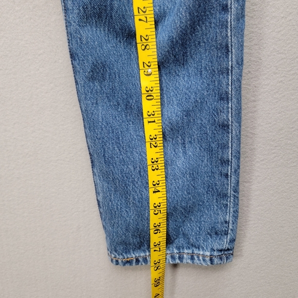 LEVI'S 501 WOMENS JEANS, DISTRESSED, SIZE 30W 28L - Picture 10 of 10